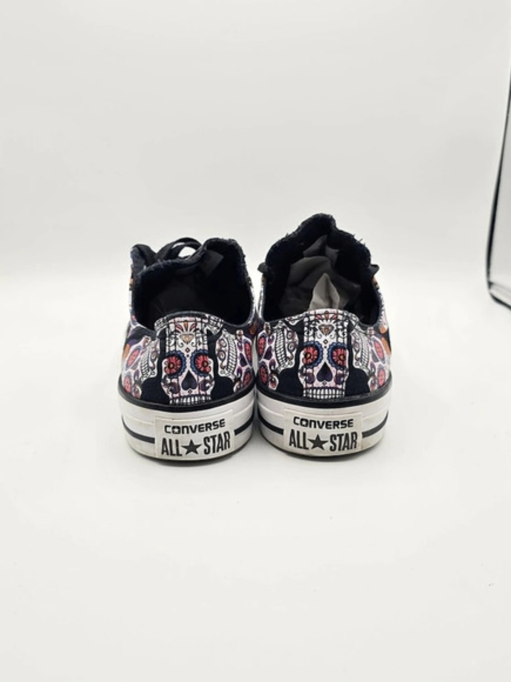 Converse Chuck Taylor All Star Skulls Sneakers Black & White US 8 Womens Walking - Picture 4 of 8